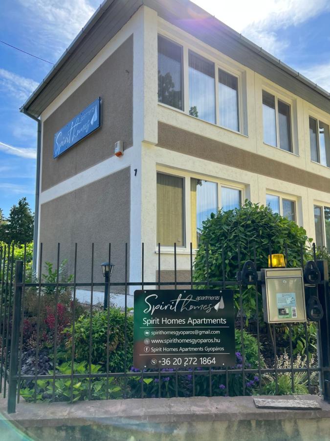 Spirit Homes Apartments オロシュハーザ エクステリア 写真