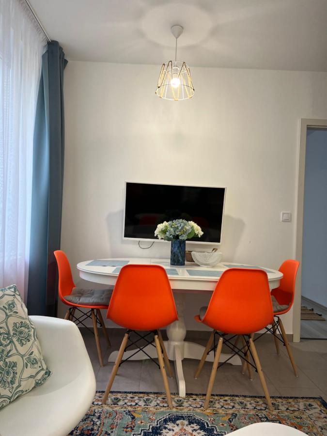 Spirit Homes Apartments オロシュハーザ エクステリア 写真