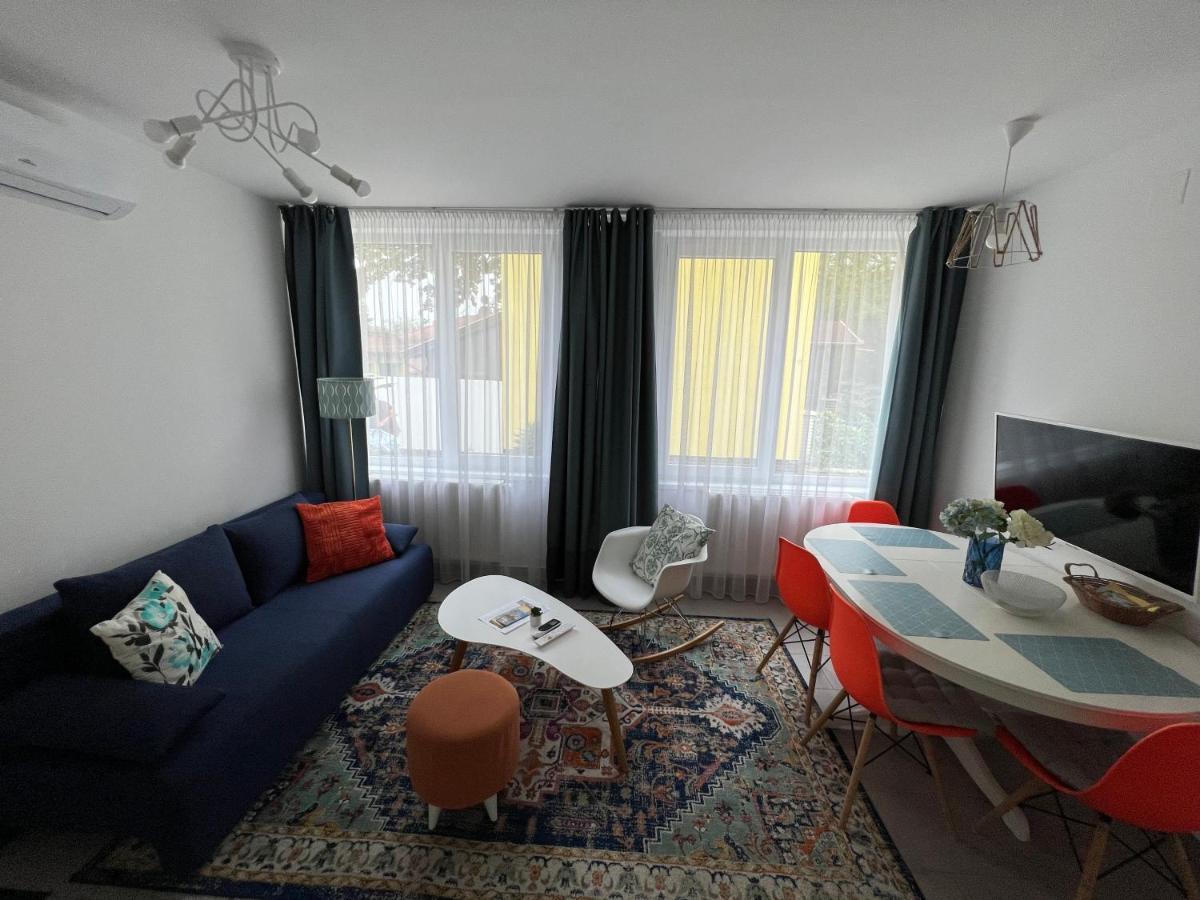 Spirit Homes Apartments オロシュハーザ エクステリア 写真